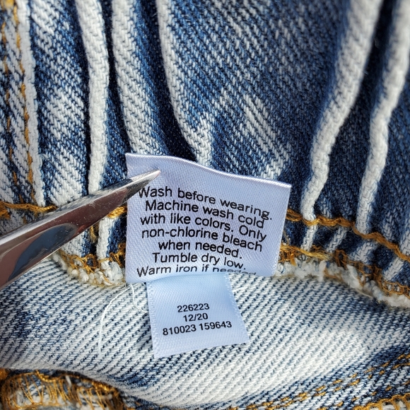 SO Hi-Rise Elastic Waist Denim Shorts Sz 11 - Picture 11 of 12